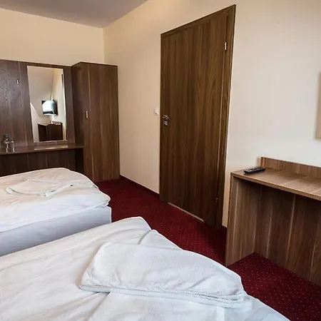 Hotel Gawra *